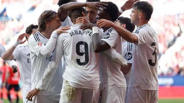 שחקני ריאל מדריד חוגגים (צילום: Pedro Castillo)