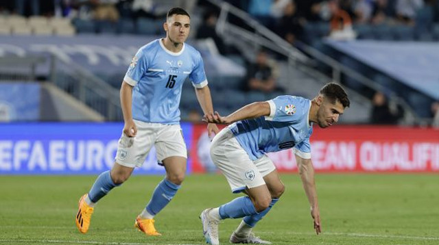 מנור סולומון ואוסקר גלוך (צילום: Anadolu)