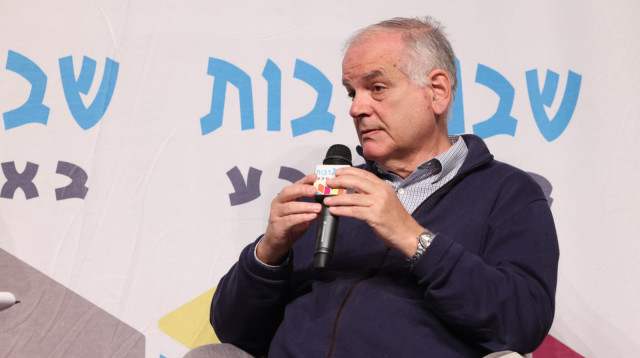 עדו נתניהו בשבתרבות (צילום: דיאגו מיטלברג)