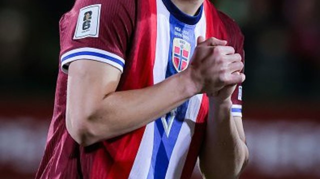 ארלינג הולאנד במדי נורבגיה מול מולדובה (צילום: Vasile Mihai-Antonio - UEFA)