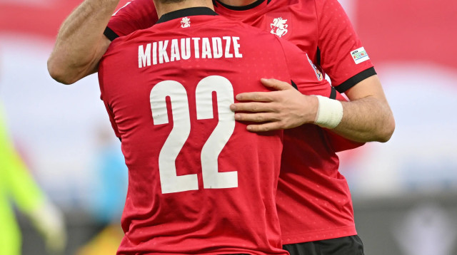 חביצ'ה קברצחליה שחקן נבחרת גאורגיה חוגג שער (צילום: GettyImages, Levan Verdzeuli)