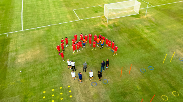 שחקני הפועל מרמורק וערן לוי (צילום: יוסי סוריק)