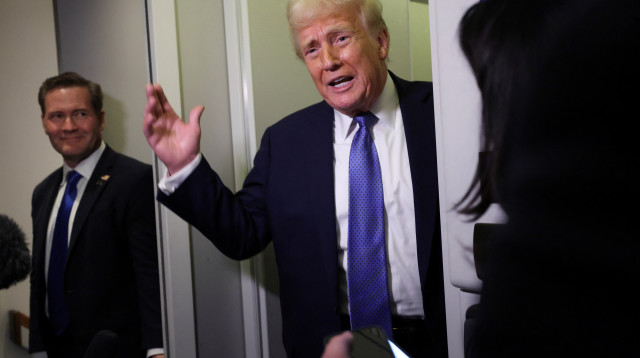 דונלד טראמפ, מייק וולץ (צילום: רויטרס)