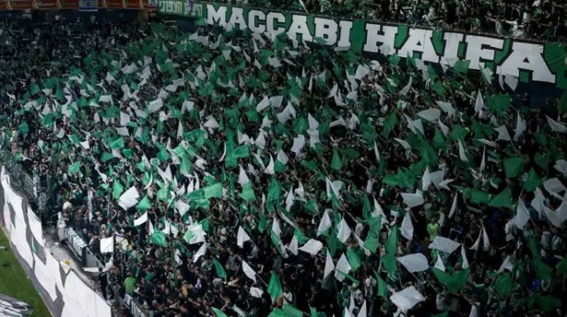 אוהדי מכבי חיפה יוכלו לעודד הערב נגד מכבי תל אביב (צילום: מאור אלקסלסי)
