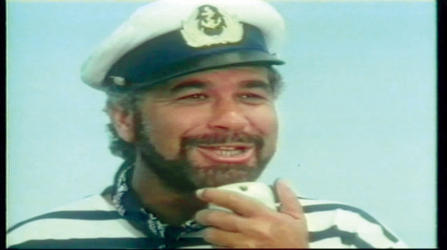 יהודה ברקן כצ'יקו בן דוד ב"אבא גנוב" (צילום: מסך)