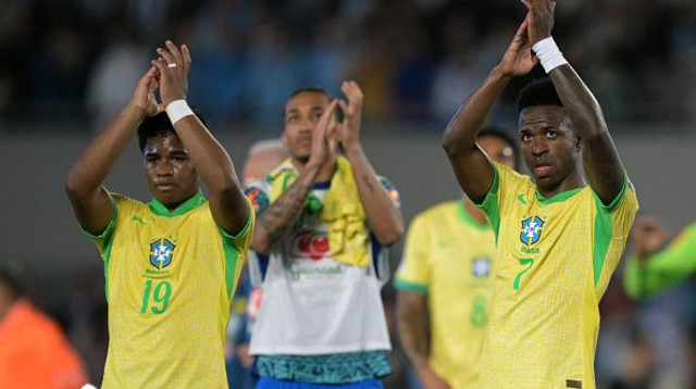 אנדריק, ויניסיוס (צילום: JUAN MABROMATA / Contributor)