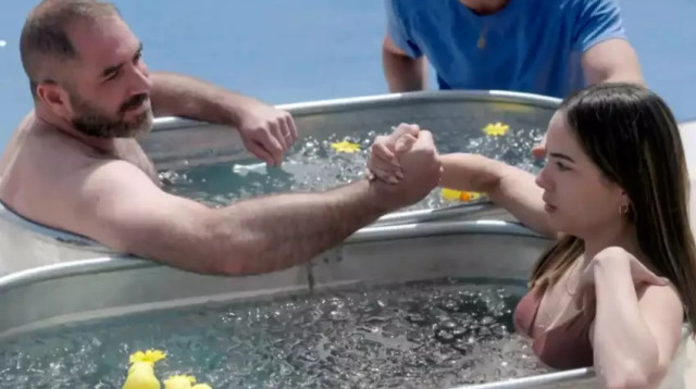 אמבטיית קרח (צילום: צילום מסך, חתונה ממבט ראשון)