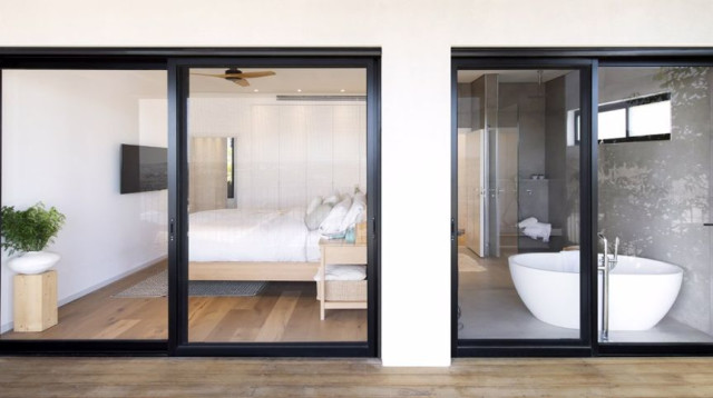 מערכות דלתות הזזה קליל בייסיק פרופיל 7500 // עיצוב פנים: דור כהן  (צילום: משה גיטליס )