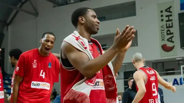 ד"ש לחולוניה. רגלנד (צילום: אתר רשמי, מתוך האינסטגרם של הפועל תל אביב)