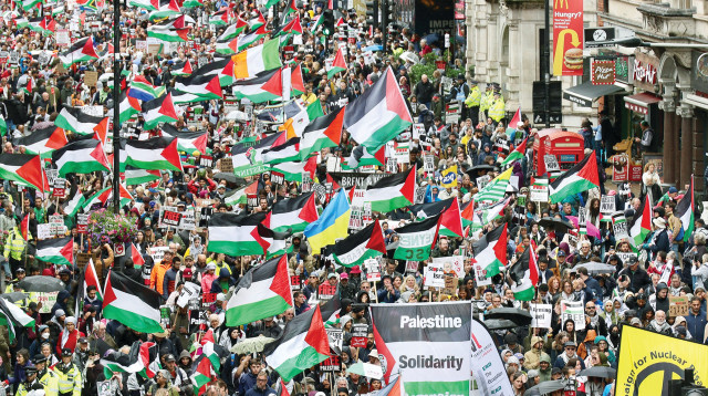 הפגנות פרו פלסטיניות בבריטניה (צילום: רויטרס)