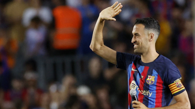 הקפטן נפרד. בוסקטס (צילום: רויטרס)