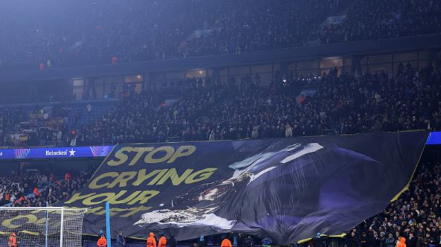 אוהדי סיטי "בעקציה" לויניסיוס (צילום: Robbie Jay Barratt - AMA)