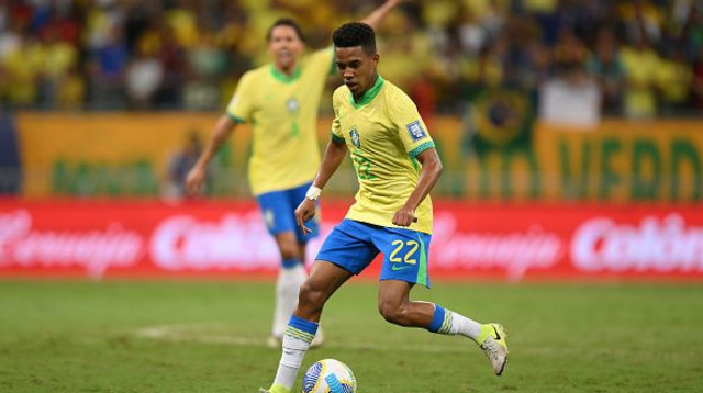 אסטבאו וויליאן (צילום: Pedro Vilela)