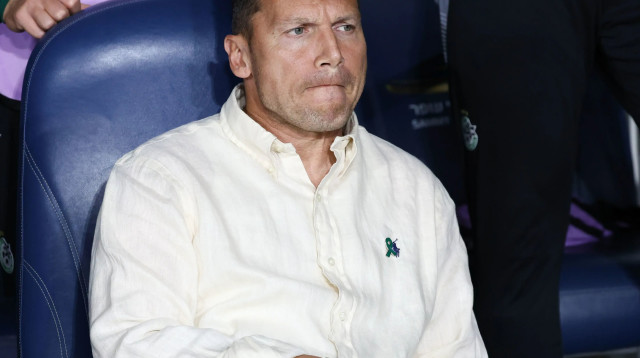 ברק בכר מאמן מכבי חיפה (צילום: דני מרון)