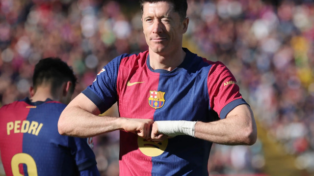 רוברט לבנדובסקי, ברצלונה (צילום: GettyImages, LLUIS GENE/AFP)