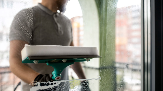 משרד קטן או מתחם גדול – התאמת שירותי הניקיון לצרכי העסק שלכם (צילום: FREEPIK)