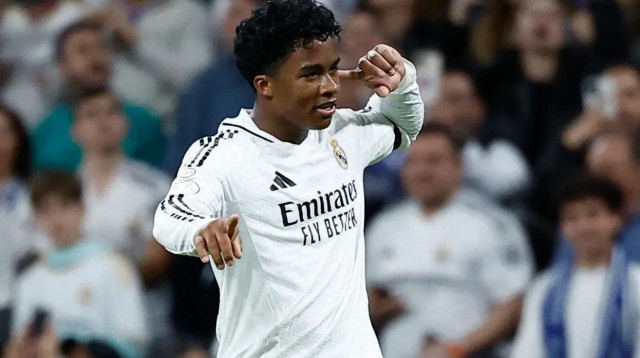 אנדריק שחקן ריאל מדריד חוגג שער (צילום: רויטרס)