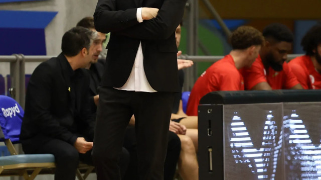 מאמן הפועל גלבוע גליל שרון אברהמי (צילום: דני מרון)