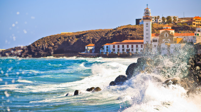 התרעת סופה בטנריף (צילום: שאטרסטוק)