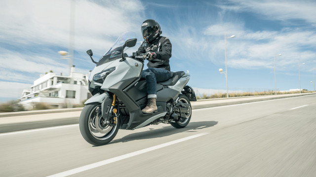 ימאהה TMAX (צילום: יח"צ)