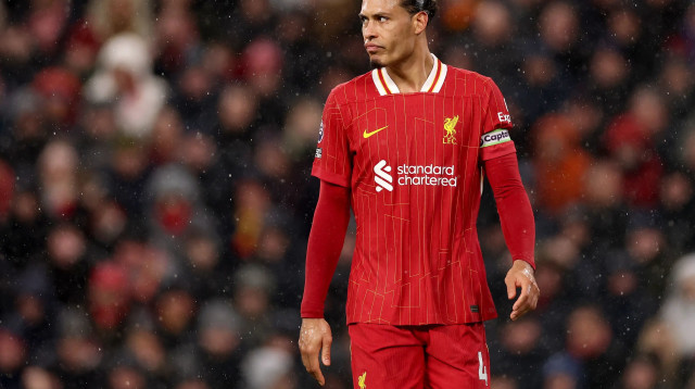 וירג'יל ואן דייק שחקן ליברפול (צילום: GettyImages)