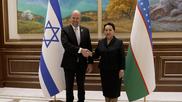 אמיר אוחנה בביקורו המדיני  (צילום: דוברות הכנסת - נתן וייל)