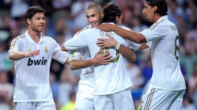 מסוט אוזיל בימיו בריאל מדריד (צילום: Denis Doyle)