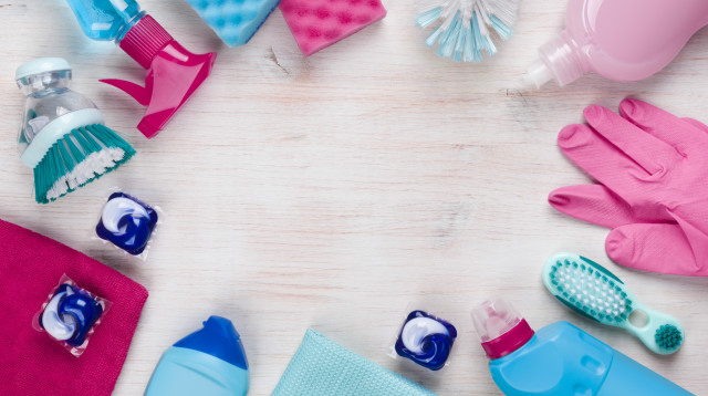 ניקיון לפסח (צילום: שאטרסטוק)