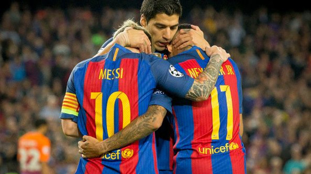 לאמין ראפיניה ולבנדובסקי (צילום: OSCAR DEL POZO)