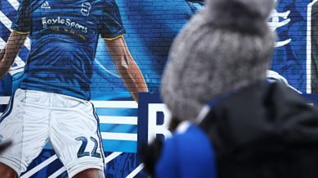 ציור הגרפיטי של בלינגהאם בעיר הולדתו (צילום: Alex Pantling)