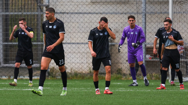 שחקני עירוני מודיעין מאוכזבים (צילום: דני מרון)