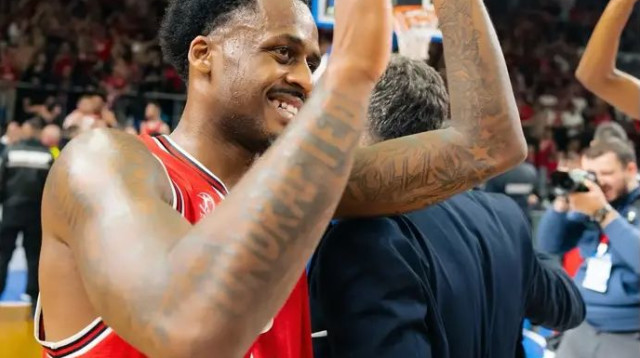 לוהט. בלייקני (צילום: אתר רשמי, הפועל "שלמה" תל אביב)