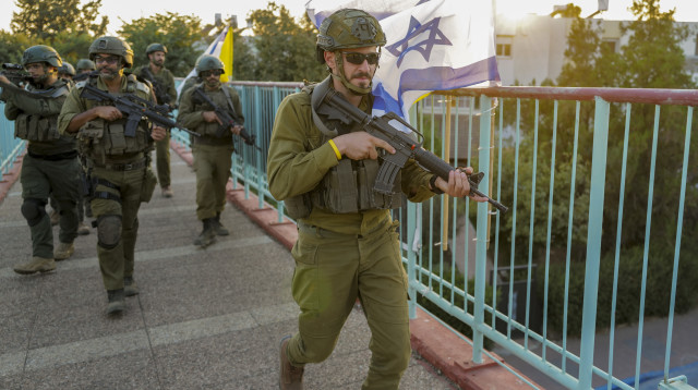 חיילים בתרגיל ברמת הגולן (צילום: Flash90)