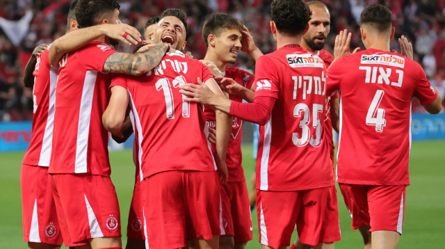 איתמר שבירו, שחקן הפועל תל אביב (צילום: אודי ציטיאט)