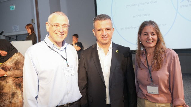 סיגל פרץ יהלומי כרמל שאמה והרב בני לאו (צילום: רונן ג'ורג')