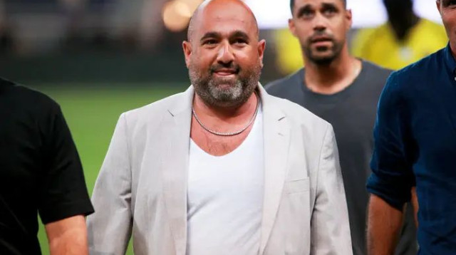 מחווה יפה וחשובה. אברמוב (צילום: קובי אליהו)