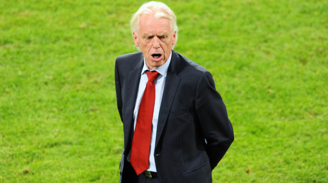 לאו ביינהאקר, מאמן כדורגל (צילום: GettyImages, VINCENZO PINTO/AFP)