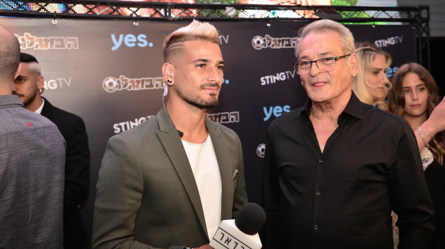 מאור בוזגלו עם יעקב בוזגלו (צילום: אריאל שלום)