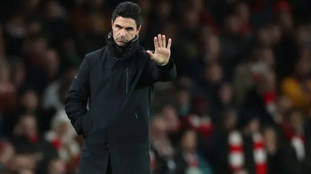 מפגש עם האקסית. ארטטה (צילום: רויטרס)