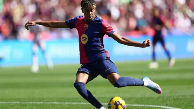 לאמין ימאל שחקן ברצלונה (צילום: רויטרס)