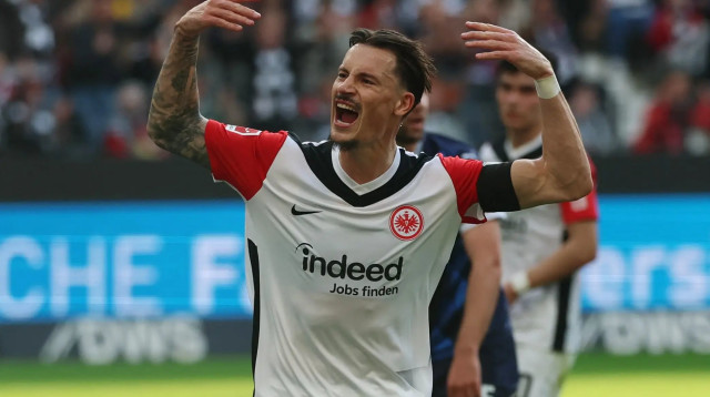 שחקן איינטרכט פרנקפורט, רובין קוך (צילום: רויטרס)