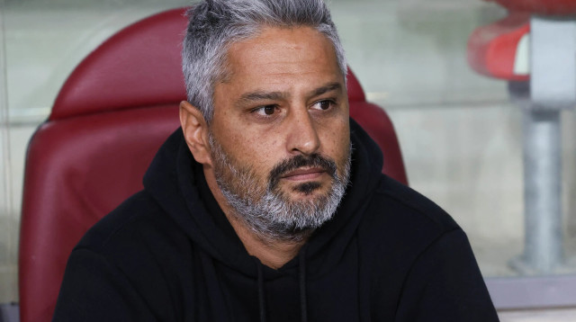 ברק יצחקי מאמן בית"ר ירושלים (צילום: דני מרון)