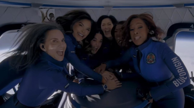 המסיבה של קייטי פרי בחלל (צילום: רויטרס)