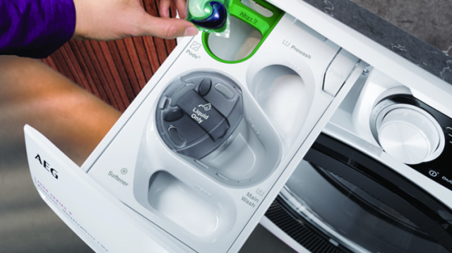 תא ייעודי לקפסולות - AEG (צילום: יח"צ AEG)