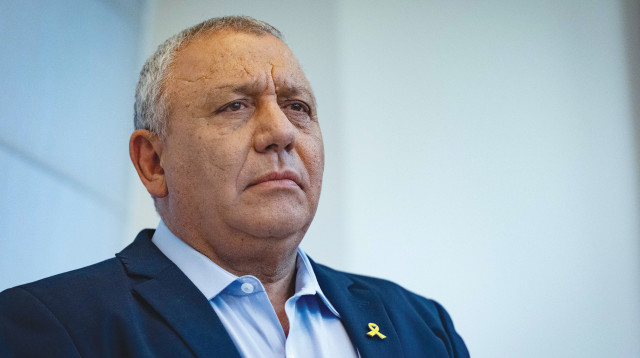 גדי איזנקוט (צילום: יונתן זינדל פלאש 90)