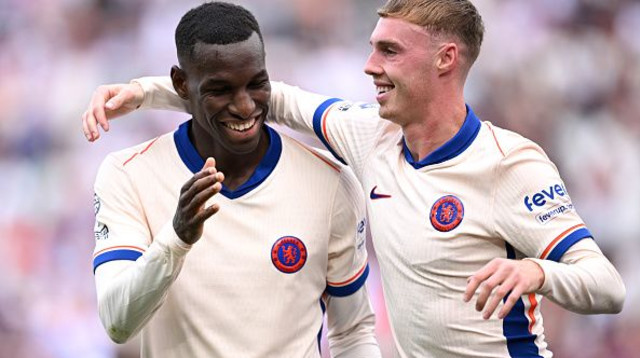 פאלמר וג'קסון חוגגים (צילום: Justin Setterfield)