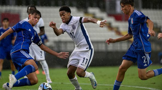 נבחרת אנגליה נגד נבחרת איטליה מתחת לגיל 16 (צילום: The FA)