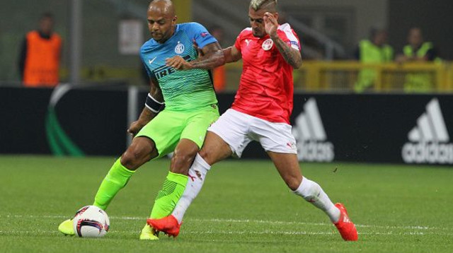 מאור בוזגלו במדי הפועל באר שבע מול אינטר (צילום: Marco Luzzani - Inter)