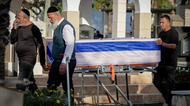 הלוויית ראומה ויצמן (צילום: Tal Gal/Flash90)