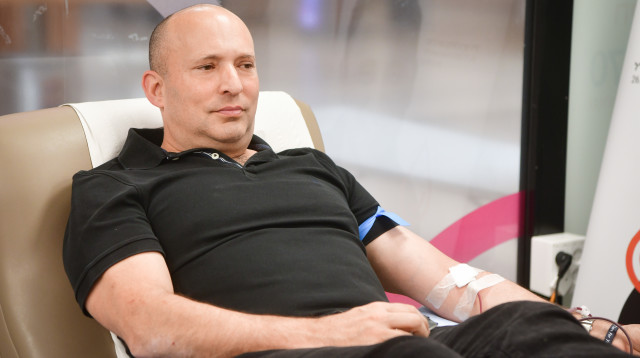 בנט. חש ברע לאחר פעילות גופנית (צילום: אבשלום ששוני, פלאש 90)